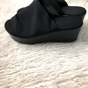 HARLOW 90’s platform sandals